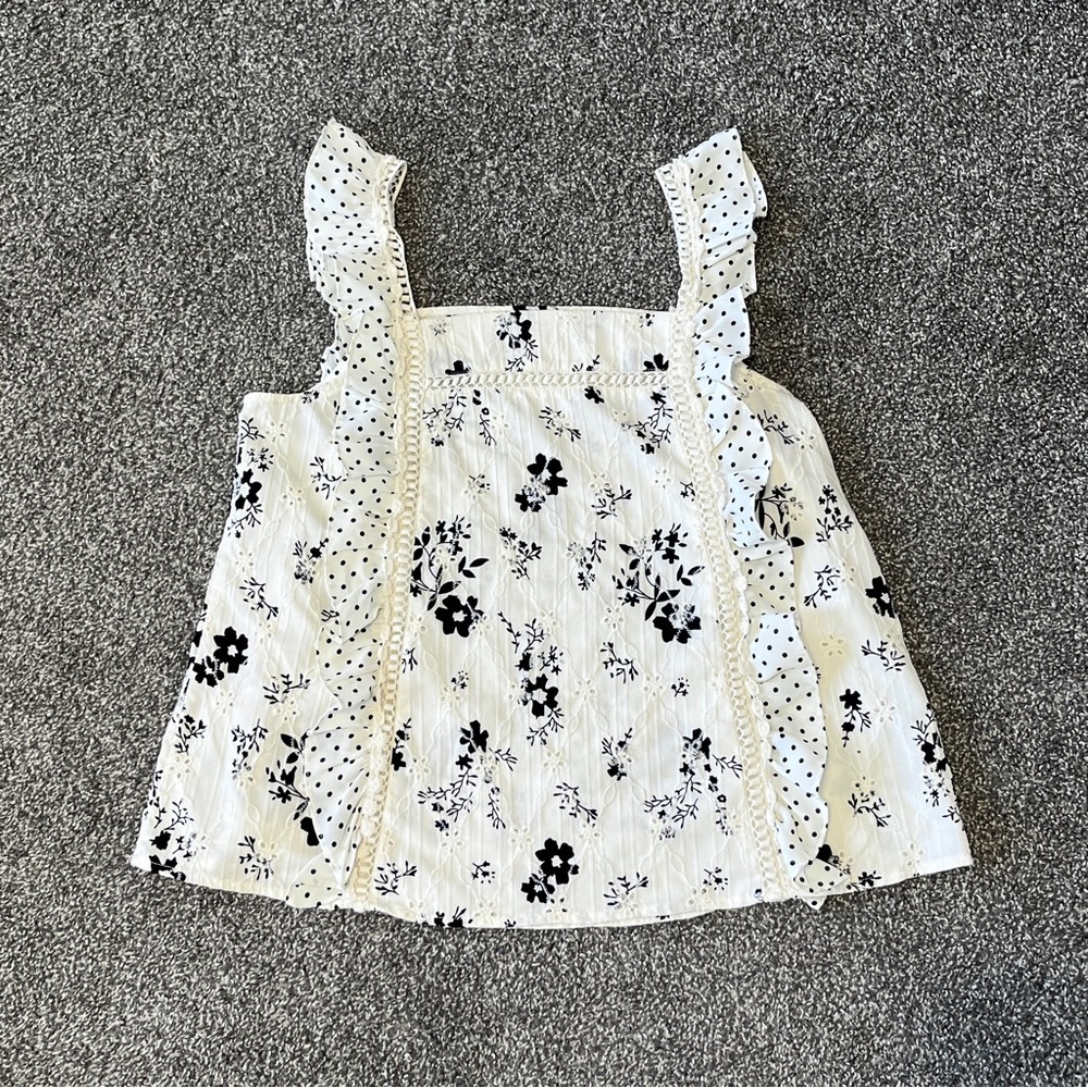 DAVI & DANI Floral Ruffle Tank Top - Black and White Size M - Picture 2 of 6